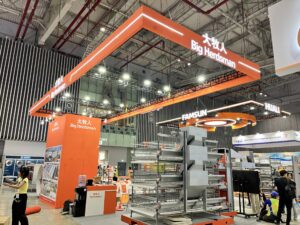 Thi công xây dựng gian hàng